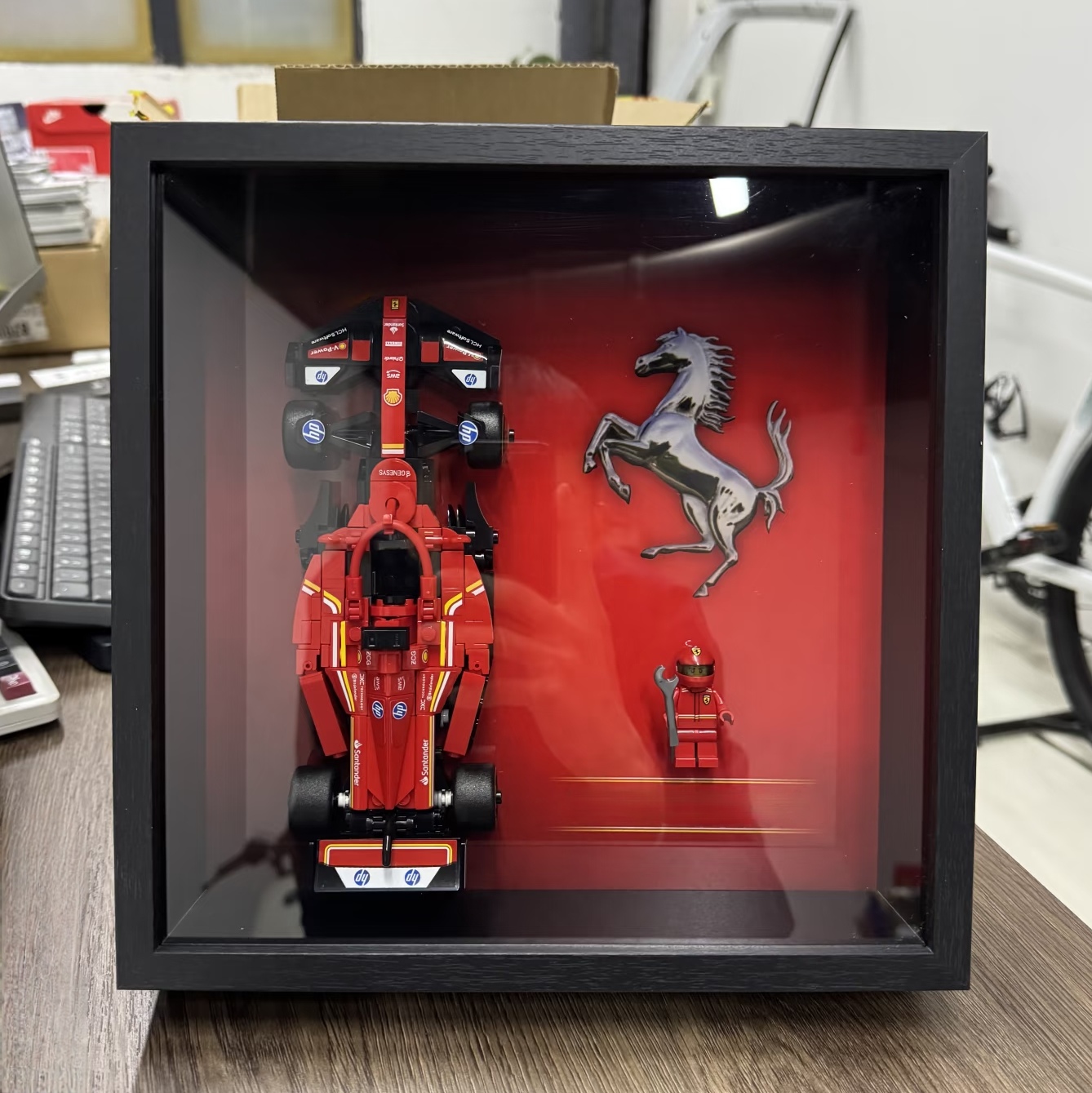 Model Kit Ferrari - Painel de Exibição para LEGO 77242